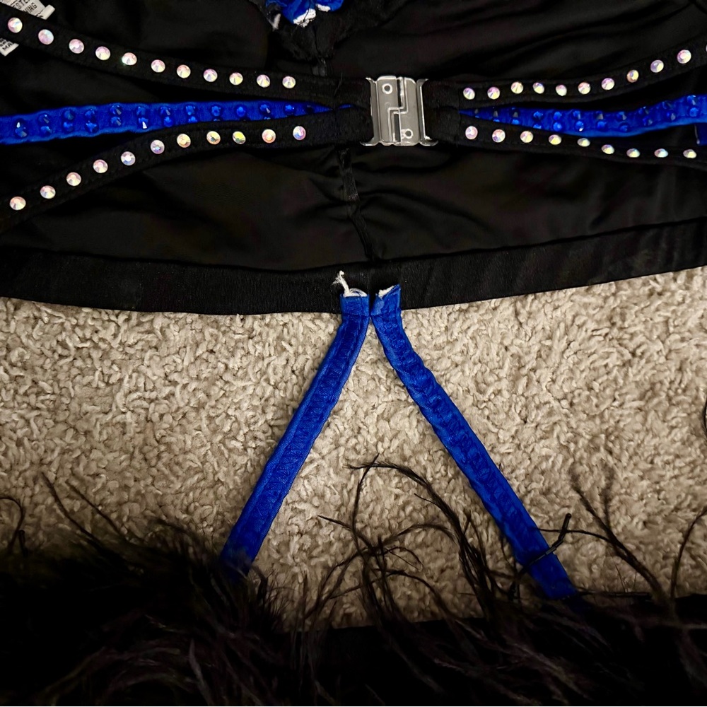 Glamour Blue Sequin Dance Attached 2-piece with Strappy Detail - Size M - Picture 9 of 10